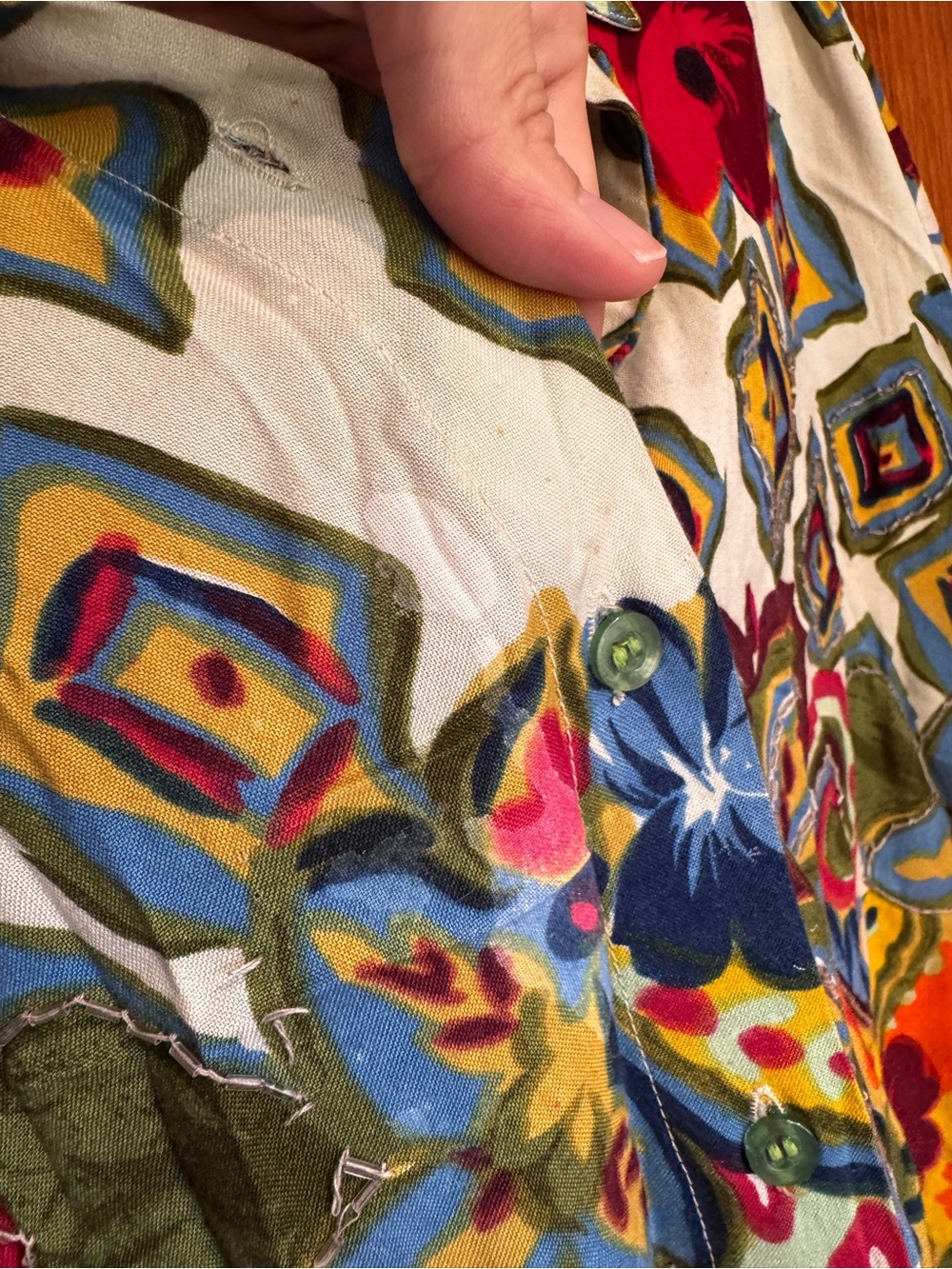 357. Floral Multi-Color Button-Down Shirt - Women - Picture 11 of 11